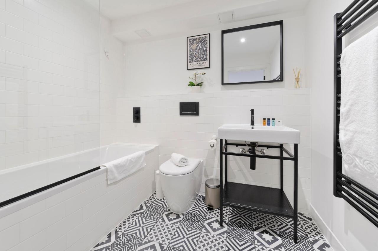 Luxury One Bedroom Greenwich Studio Apartment Near Canary Wharf By Underthedoormat Лондон Екстер'єр фото